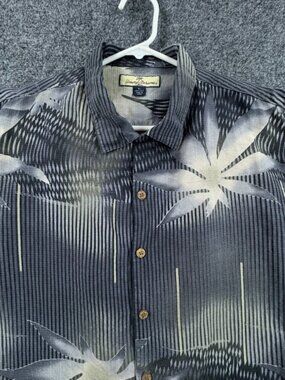 Tommy Bahama Short Sleeve Silk Floral XL Gray Shirt Beach Resort Casual Men